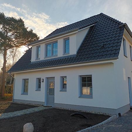 Admiral Brommy Villa Graal-Mueritz Exteriör bild